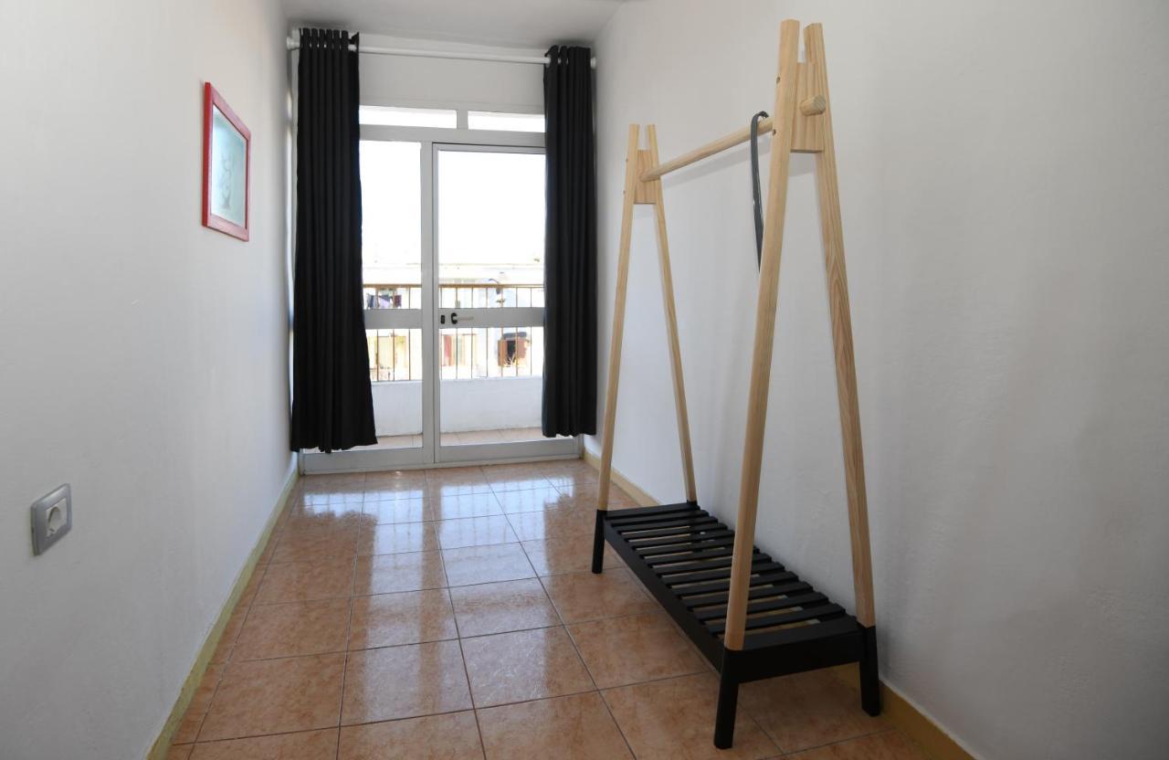 Rondine Studio Apartment Тирана Екстер'єр фото