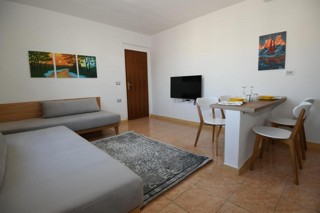 Rondine Studio Apartment Тирана Екстер'єр фото